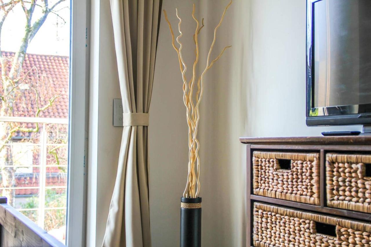 Exklusive 2 Zimmer Wohnung Mit Balkon In Top Lage! BRE Dış mekan fotoğraf